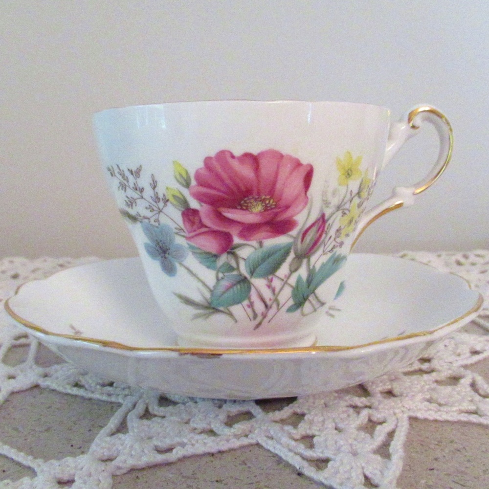Regency English Bone China Tea cup & Saucer